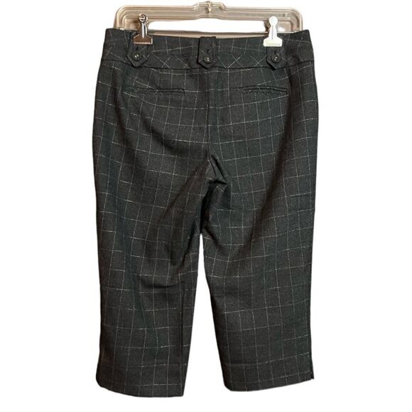 NWT! Guess capri pants. Size 28 - Picture 3 of 11